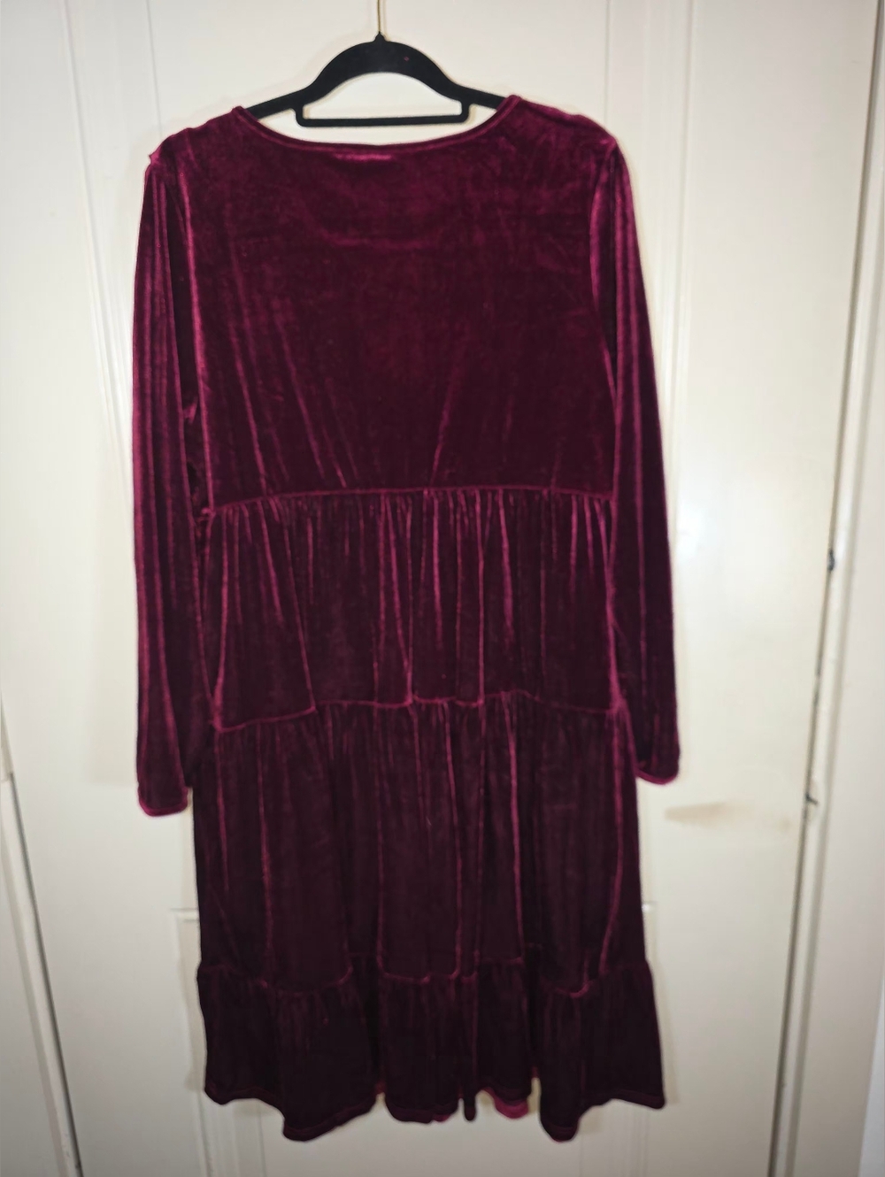 Long‎ Sleeve Velvet Tiered Dress in Deep Burgundy Dark Academia - Picture 9 of 11